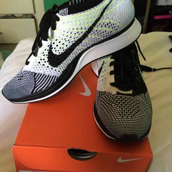 *SOLD* Nike Flyknit Racers - Picture 2 of 3
