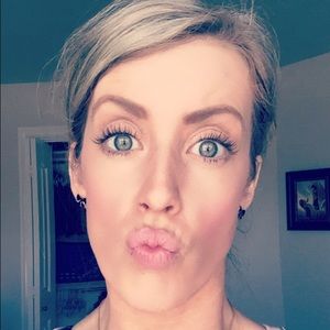 Meet your Posher, Mandy