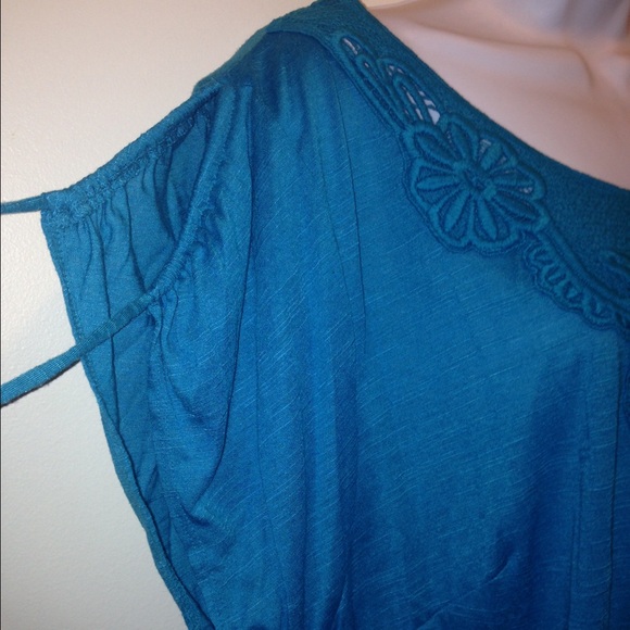 Alyx (JCP) Crochet Front Top Teal Plus Size 1X - Picture 2 of 4