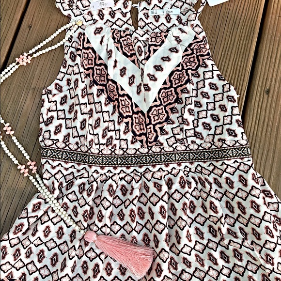 Gorgeous embroidered empire embroidered blouse! - Picture 3 of 4