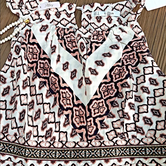 Gorgeous embroidered empire embroidered blouse! - Picture 4 of 4