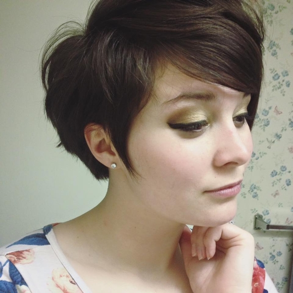 Meet your Posher, Kat