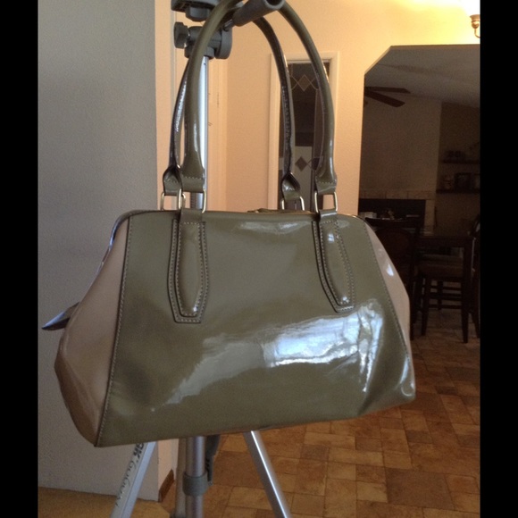 FAUX LEATHER SHOULDER BAG