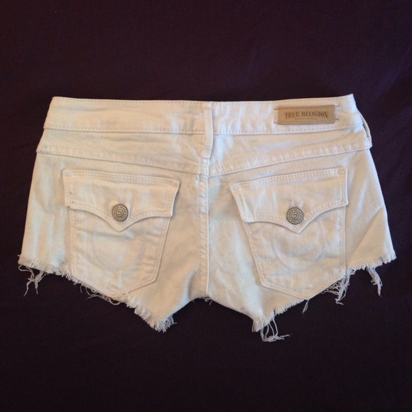 TRUE RELIGION Joey Cutoff White Shorts (Size 24)