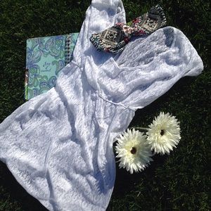 🕊WHITE Free People lace dress/cover up🕊