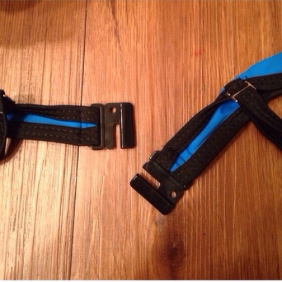 Bikini - Picture 3 of 4