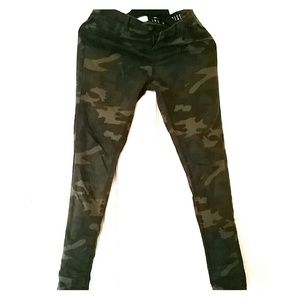 Jegging camel flash