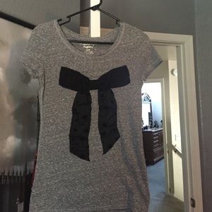 Grey bow tie t shirt