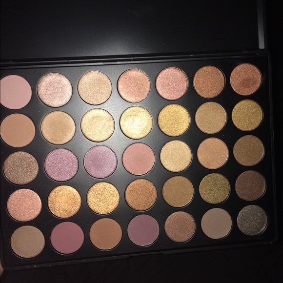 Morphe 35T eyeshadow palette