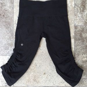 Lululemon in the flow crops.