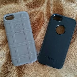 2 IPhone 5 cases