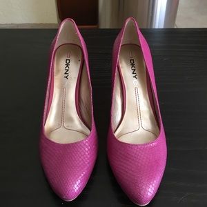 Pink/purple DKNY heel