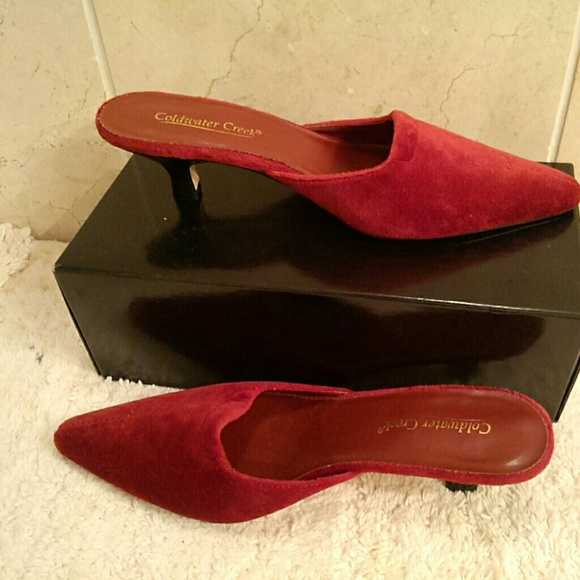 red velvet mules