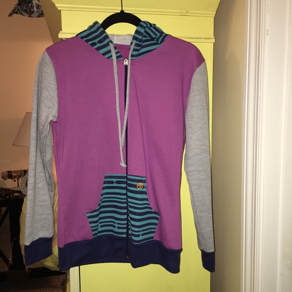 ZUMBA Hoodie EUC worn once SZ Small