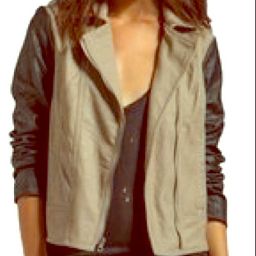 NWOT🍒Moto Jacket🍒