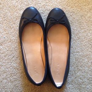 J. CREW Black Ballet Flats with Bow Detail (6.5)
