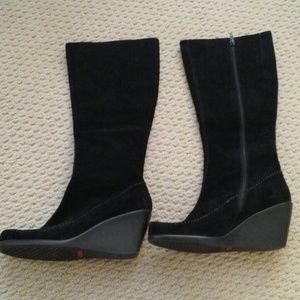 Aeorosoles Gather Round Black Suede boots,