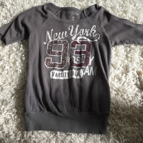 Short sleeve sweatshirt