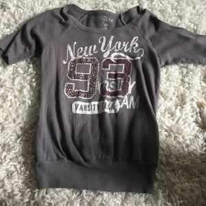 Short sleeve sweatshirt
