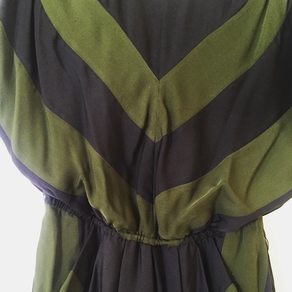 Alice + Olivia Chevron Dress, S - Picture 2 of 4
