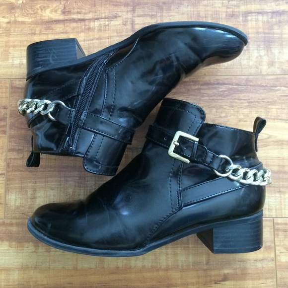 Forever 21 booties