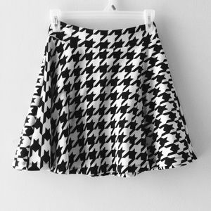 Houndstooth Circle Skirt