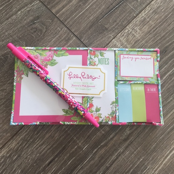 Lilly Pulitzer Sticky Note Set with pen