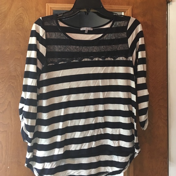 Quarter Length Sleeve Shirt