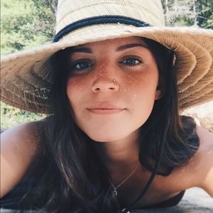 Meet your Posher, Lindsey