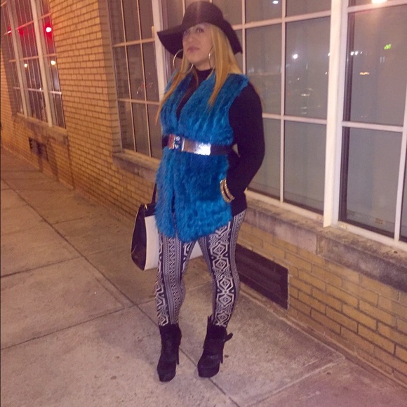 Meet your Posher, Nancy - Picture 3 of 4