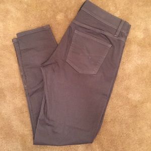 NWOT Dark Gray Skinny Jeans with side zipper