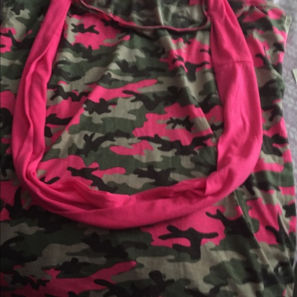 Camo pink shirt with scarf