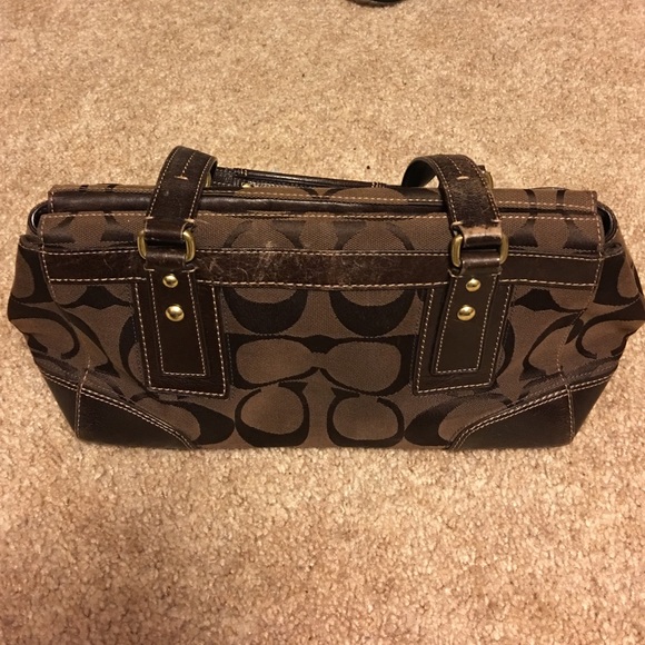 Pretty purse👌🏾 - Picture 3 of 4