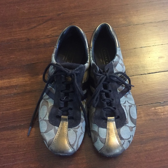 Coach logo sneakers