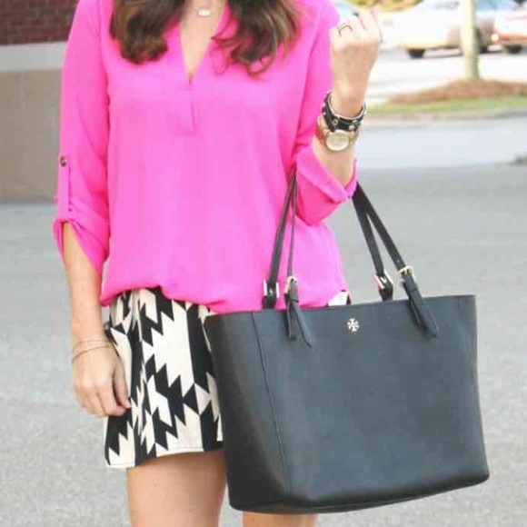 Tory Burch Handbags - Tory Burch Large York Tote