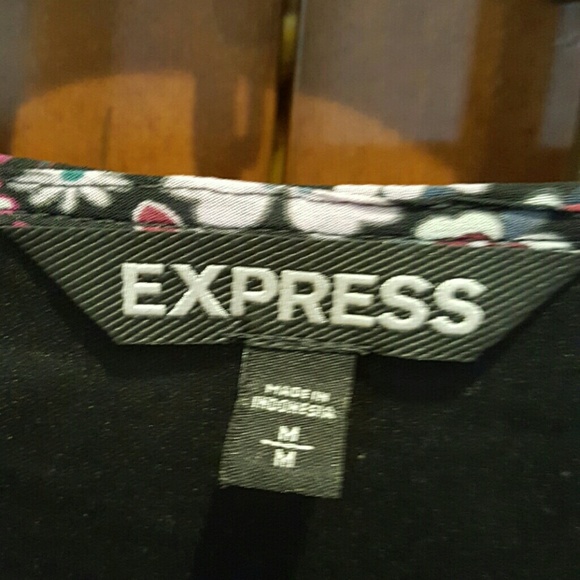 Dress - Picture 4 of 4