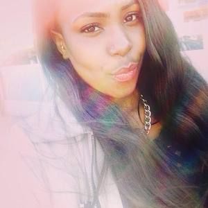 Meet your Posher, Aisha