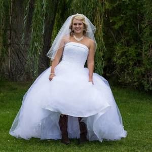 Meet your Posher, Caylin