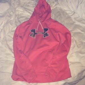 Pink tree camo under armour sweatshirt