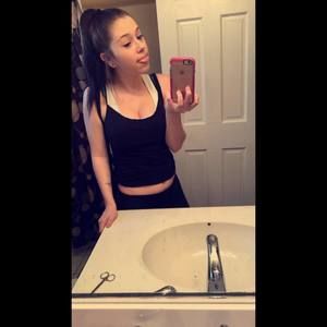 Meet your Posher, Marissa