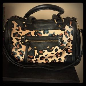 Leopard Aldo purse