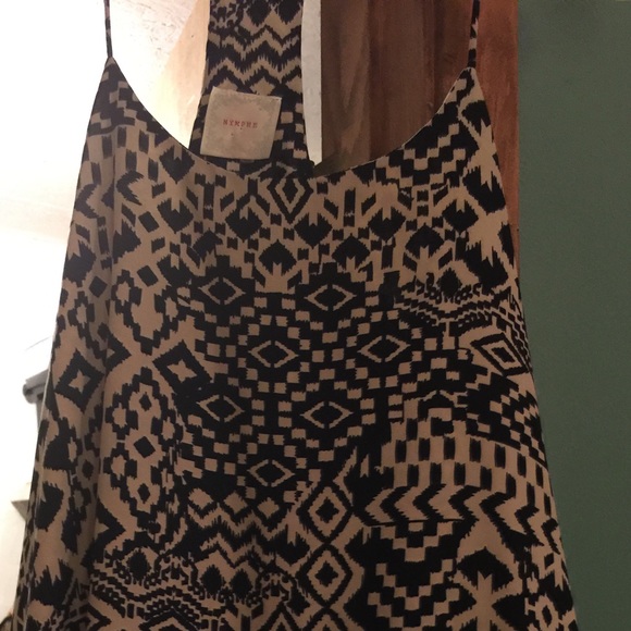 Black and Tan Aztec Razorback Tank - Picture 2 of 2