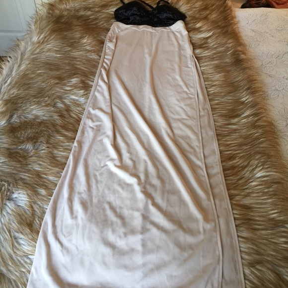 Nasty Gal velvet dress - Picture 2 of 4