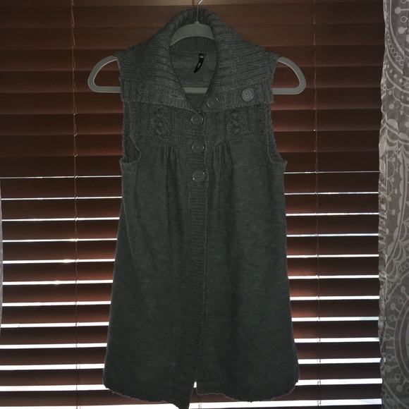 🔺Vest🔺 - Picture 2 of 4