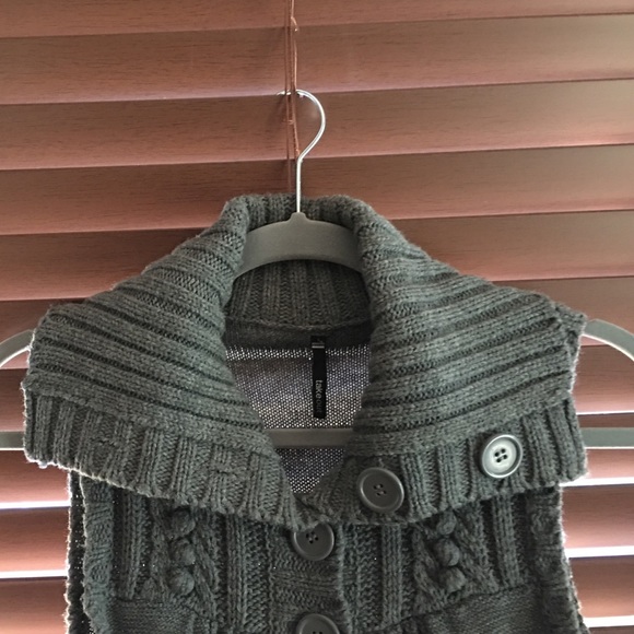 🔺Vest🔺 - Picture 4 of 4