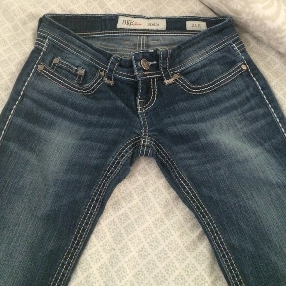 Buckle Jeans
