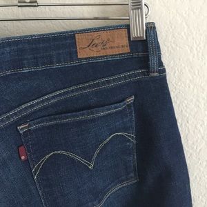 {Levi's} 'Slight Curve Skinny' Jeans
