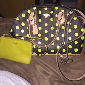 Coach purse and wristlet