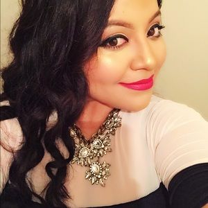 Meet your Posher, Gina