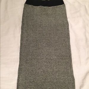 Matching Crop top sweater with long skirt